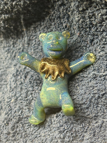 Dancing bear pendant